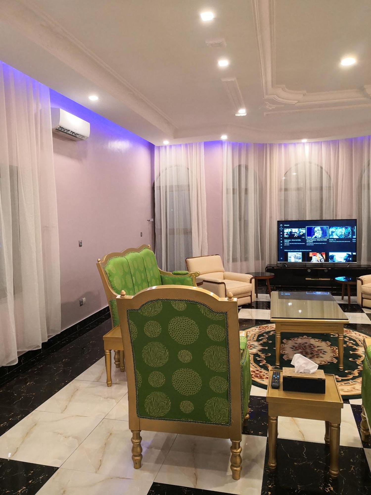 Residence Palais Du Stade Котону Номер фото